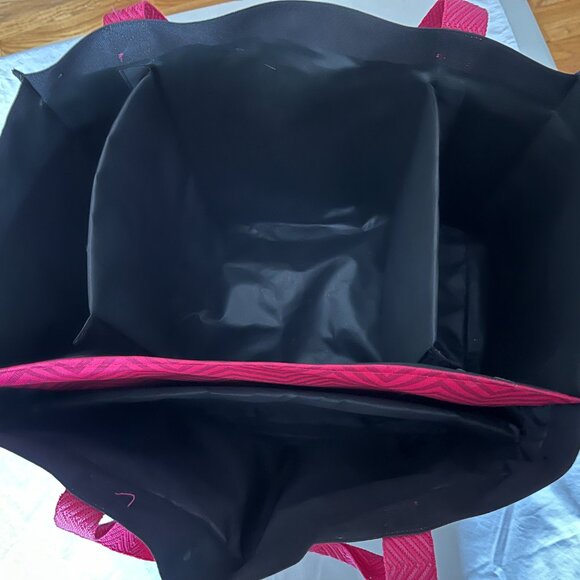 Pampered Chef Consultants Tote Set- with Large Tote,Tablecloth, Money Pouch, Bag - Picture 2 of 5